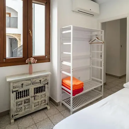 Stunning Andalusian Oasis With Terrace & Pool Apartment