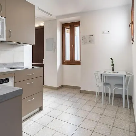 Stunning Andalusian Oasis With Terrace & Pool