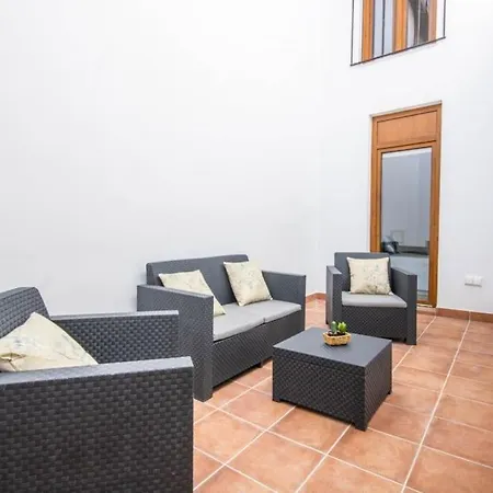 Stunning Andalusian Oasis With Terrace & Pool Apartment *