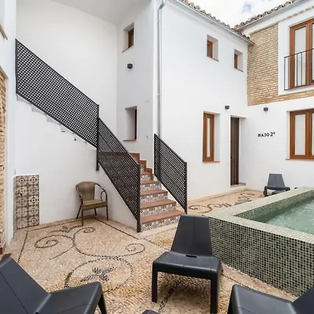 Stunning Andalusian Oasis With Terrace & Pool *